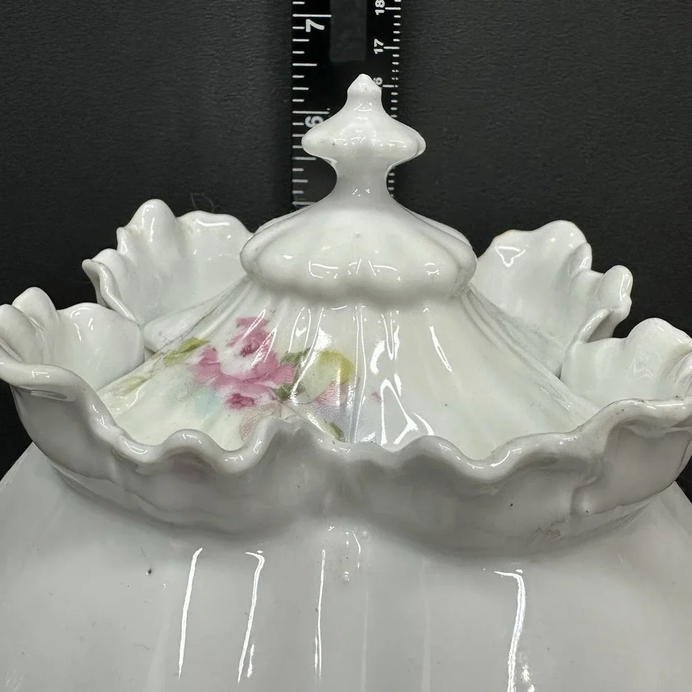 Reinhold Schlegelmilch (RS) Prussia 'Hidden Image' Lidded Sugar Bowl, Antique‎